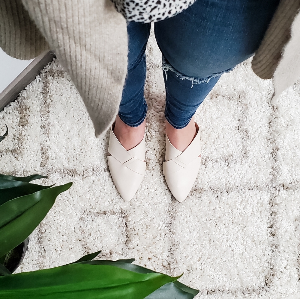 SWIRL BALLERINA MULE BONE